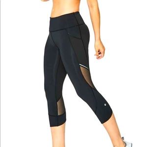 Lululemon Home Stretch Crop